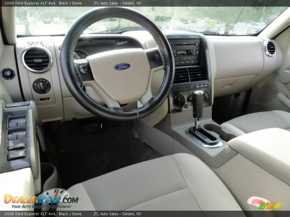 2006 Ford Explorer XLT 4x4 Black / Stone Photo #14