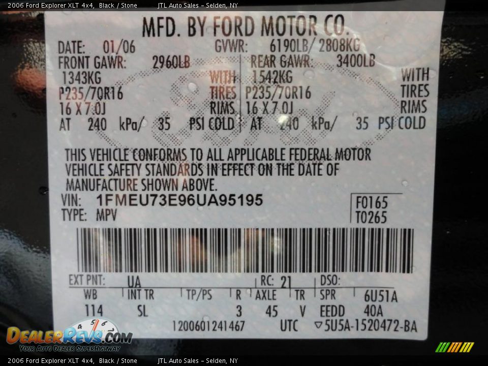 2006 Ford Explorer XLT 4x4 Black / Stone Photo #20