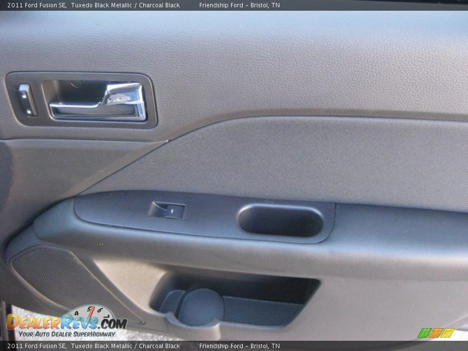 2011 Ford Fusion SE Tuxedo Black Metallic / Charcoal Black Photo #20
