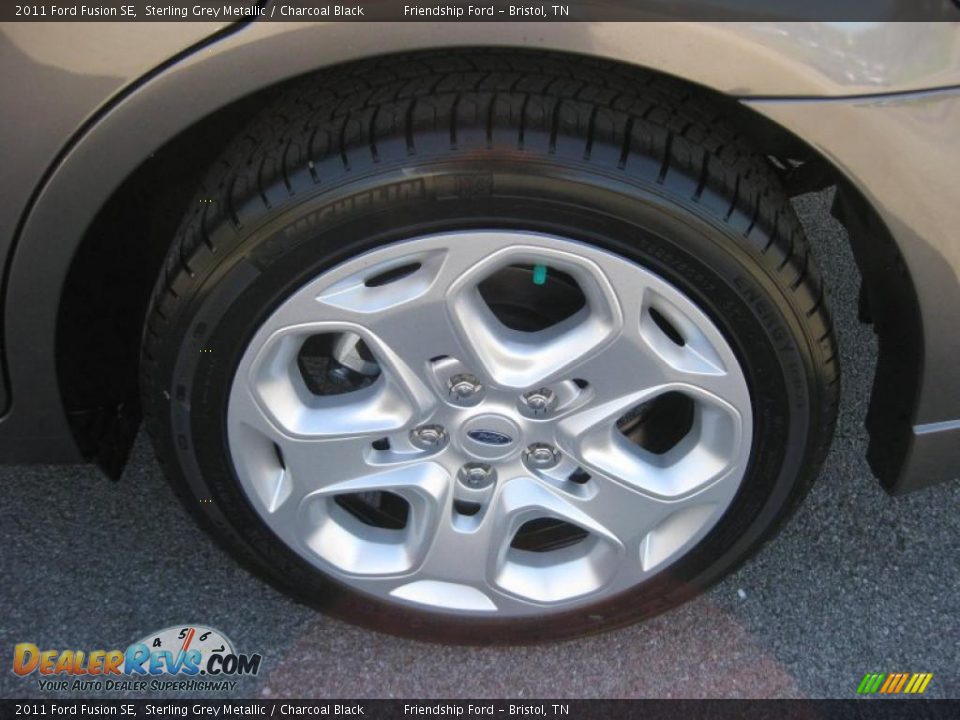 2011 Ford Fusion SE Sterling Grey Metallic / Charcoal Black Photo #9
