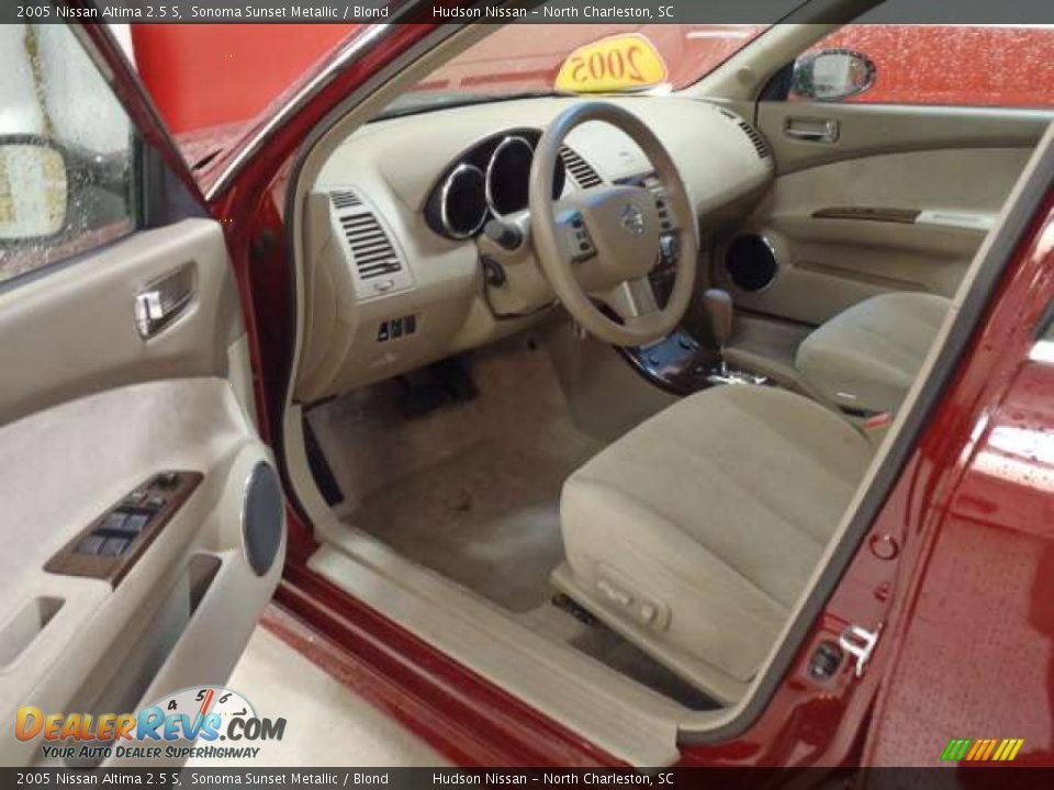Blond Interior 2005 Nissan Altima 2 5 S Photo 13