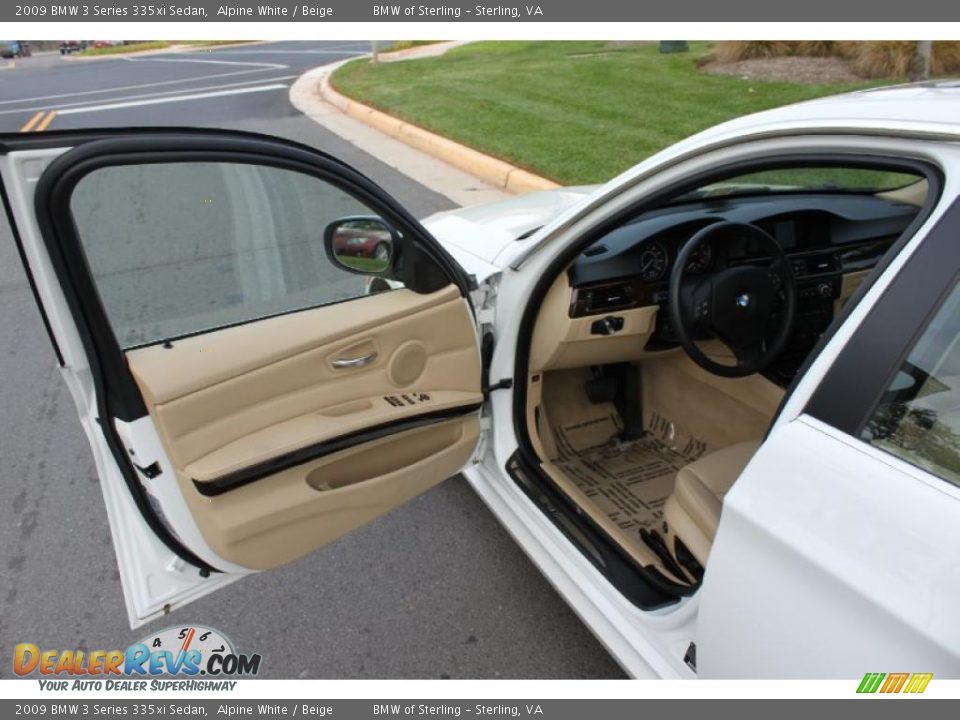 2009 BMW 3 Series 335xi Sedan Alpine White / Beige Photo #13