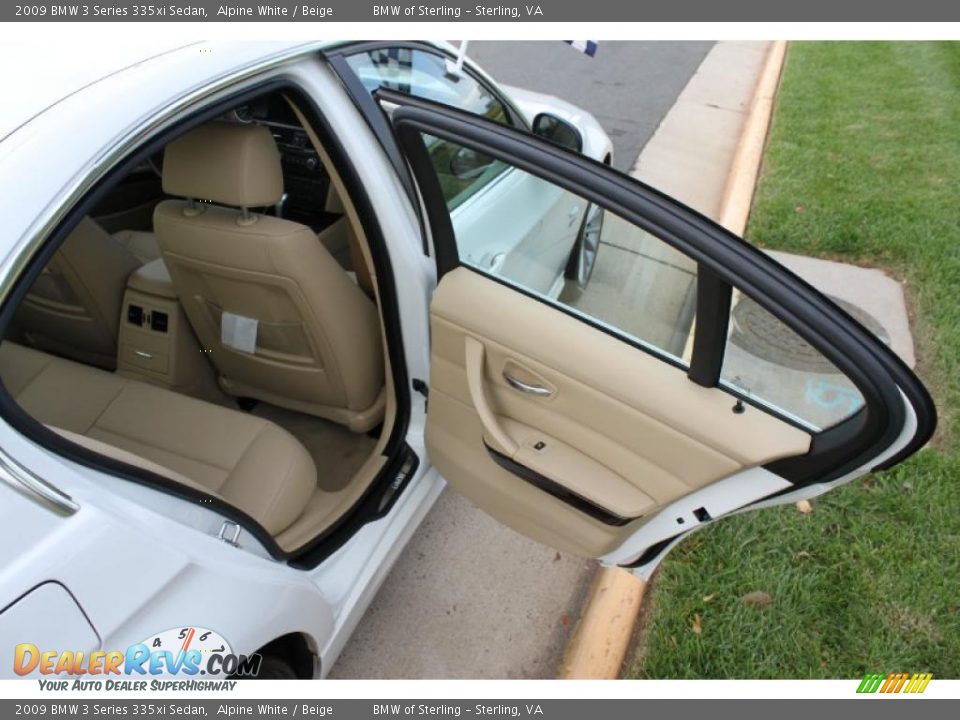 2009 BMW 3 Series 335xi Sedan Alpine White / Beige Photo #18