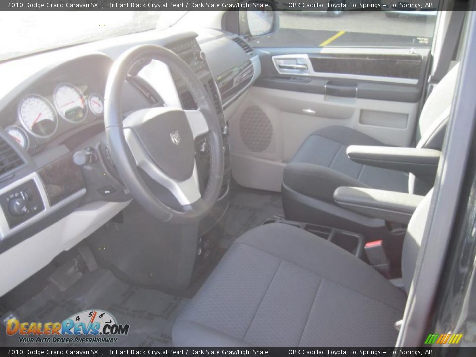2010 Dodge Grand Caravan SXT Brilliant Black Crystal Pearl / Dark Slate Gray/Light Shale Photo #13