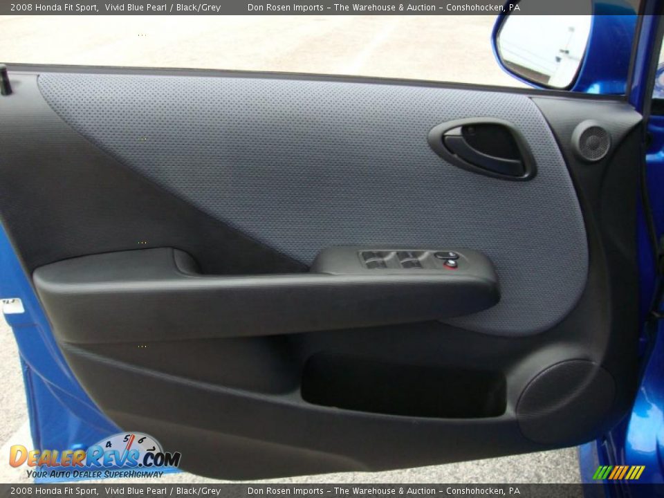 Door Panel of 2008 Honda Fit Sport Photo #14