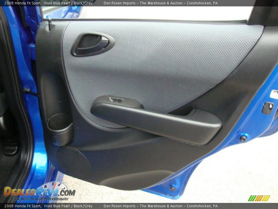 Door Panel of 2008 Honda Fit Sport Photo #23