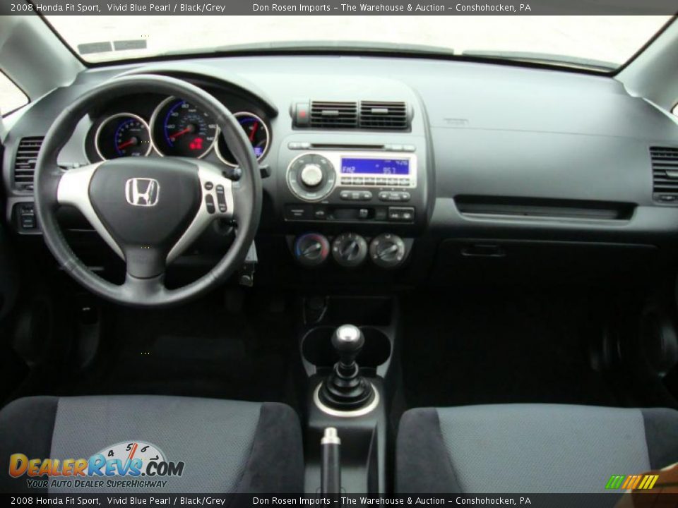 Dashboard of 2008 Honda Fit Sport Photo #26