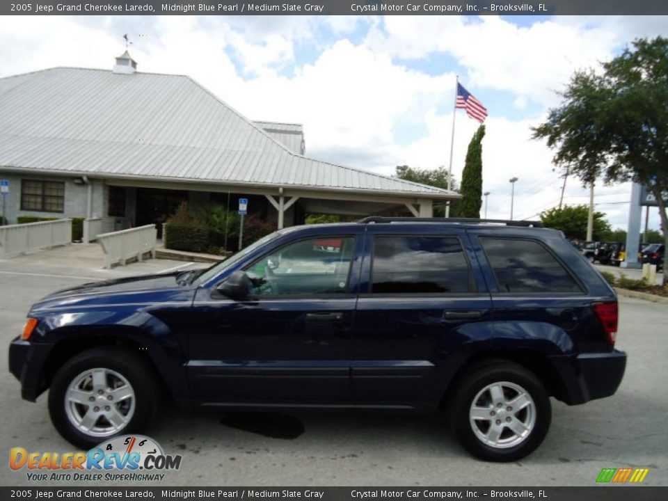 2005 Jeep Grand Cherokee Laredo Midnight Blue Pearl / Medium Slate Gray Photo #2