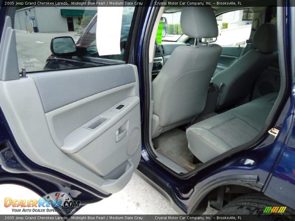 2005 Jeep Grand Cherokee Laredo Midnight Blue Pearl / Medium Slate Gray Photo #7