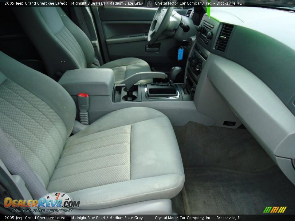 2005 Jeep Grand Cherokee Laredo Midnight Blue Pearl / Medium Slate Gray Photo #19