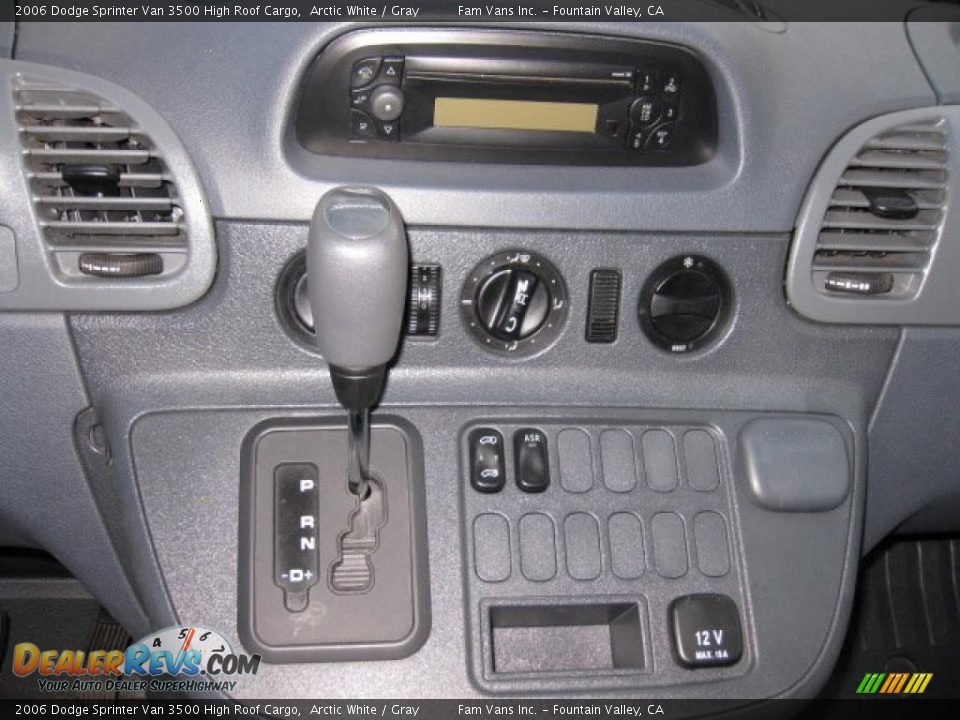 Controls of 2006 Dodge Sprinter Van 3500 High Roof Cargo Photo #9
