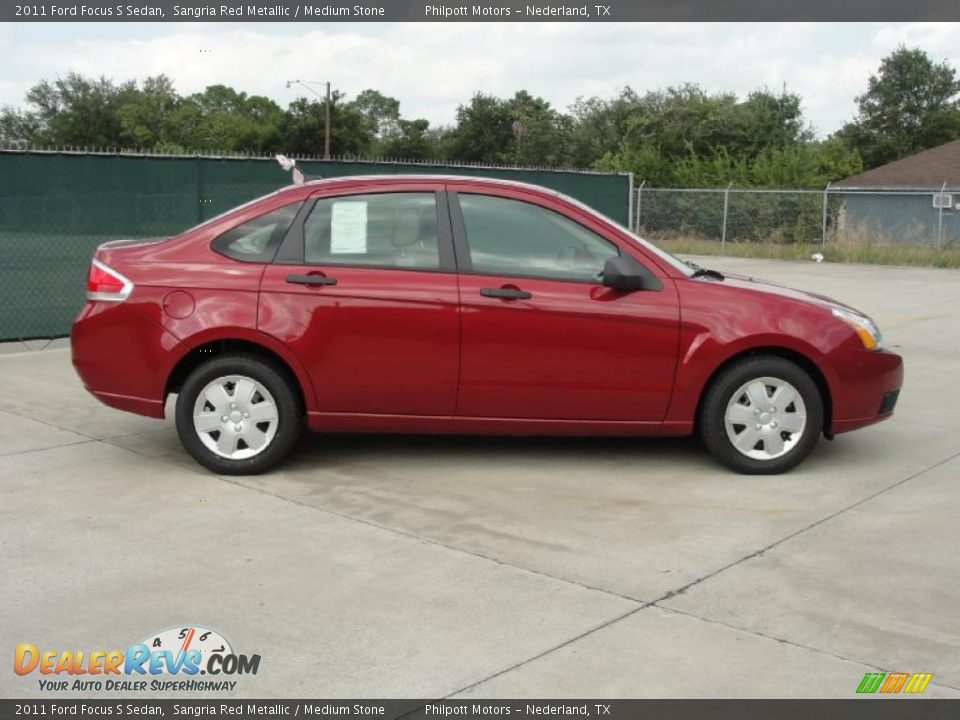 Sangria Red Metallic 2011 Ford Focus S Sedan Photo #2