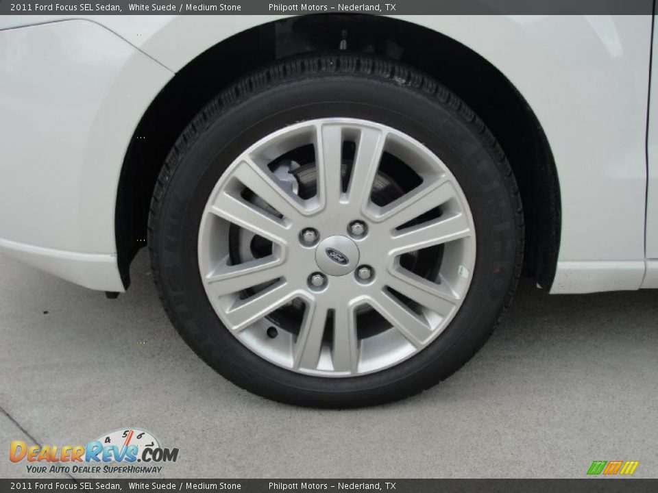 2011 Ford Focus SEL Sedan White Suede / Medium Stone Photo #10