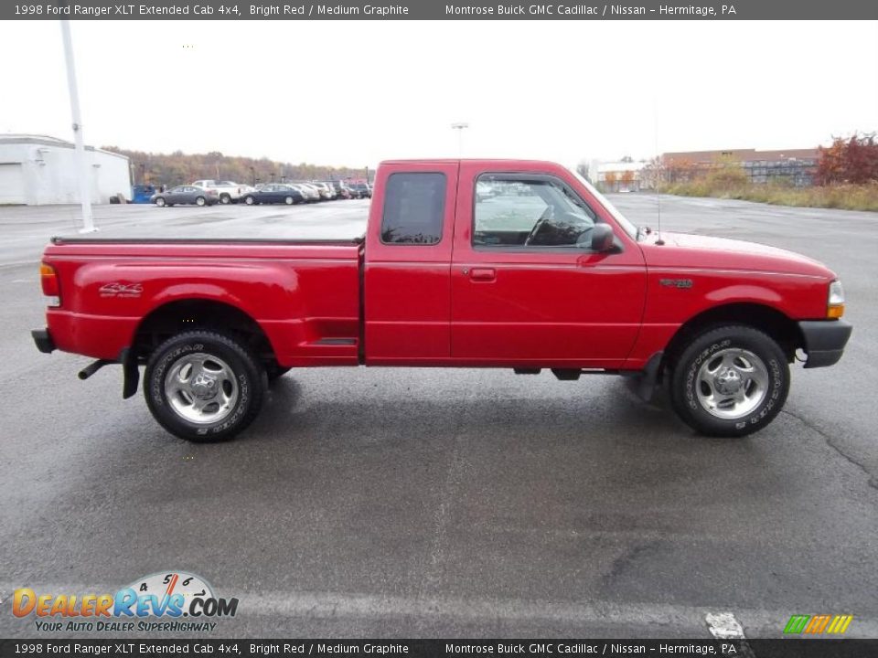 1998 Ford Ranger XLT Extended Cab 4x4 Bright Red / Medium Graphite Photo #7