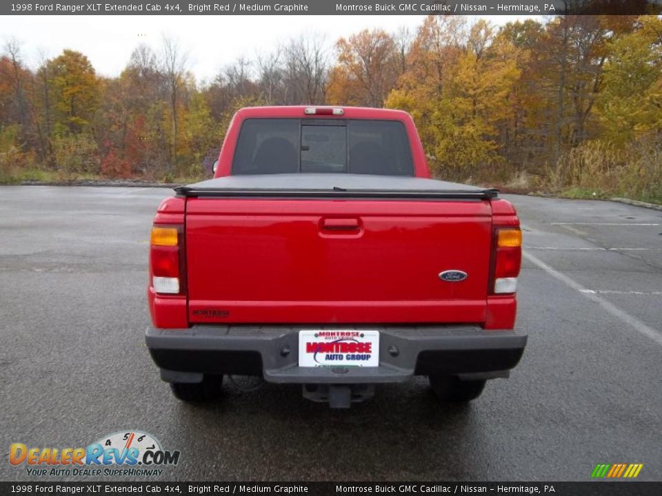 1998 Ford Ranger XLT Extended Cab 4x4 Bright Red / Medium Graphite Photo #10