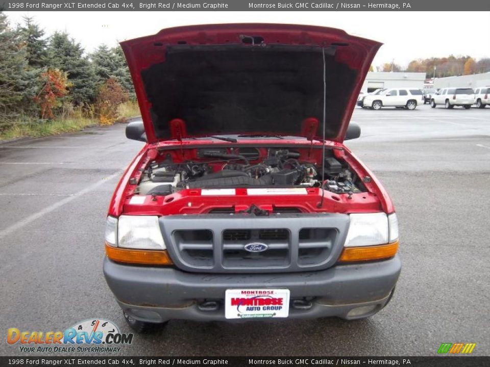 1998 Ford Ranger XLT Extended Cab 4x4 Bright Red / Medium Graphite Photo #16