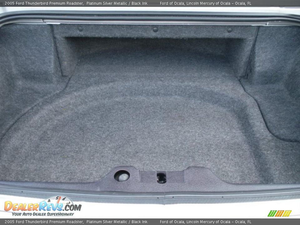 2005 Ford Thunderbird Premium Roadster Trunk Photo #23