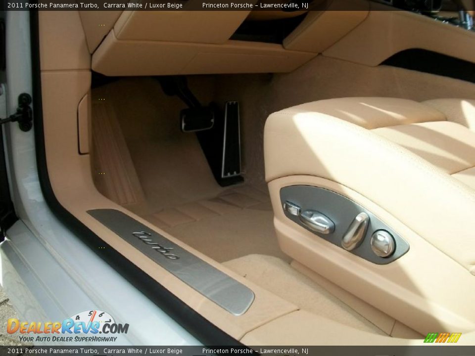 2011 Porsche Panamera Turbo Carrara White / Luxor Beige Photo #12