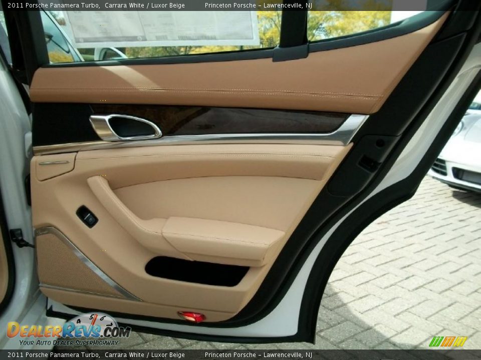 Door Panel of 2011 Porsche Panamera Turbo Photo #24