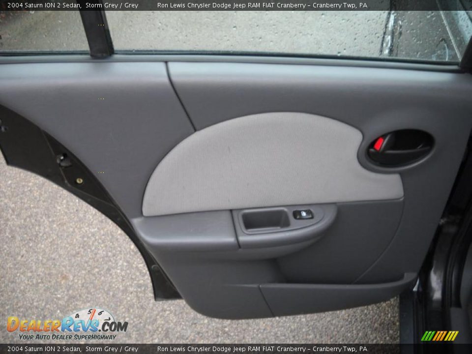 2004 Saturn ION 2 Sedan Storm Grey / Grey Photo #10