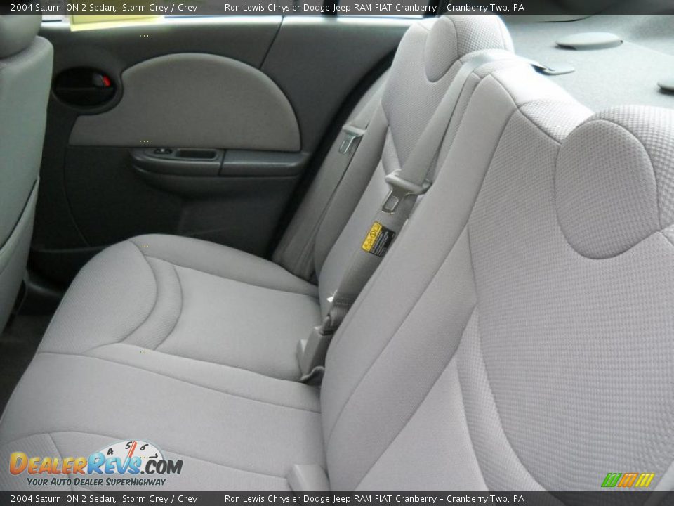 Grey Interior - 2004 Saturn ION 2 Sedan Photo #12