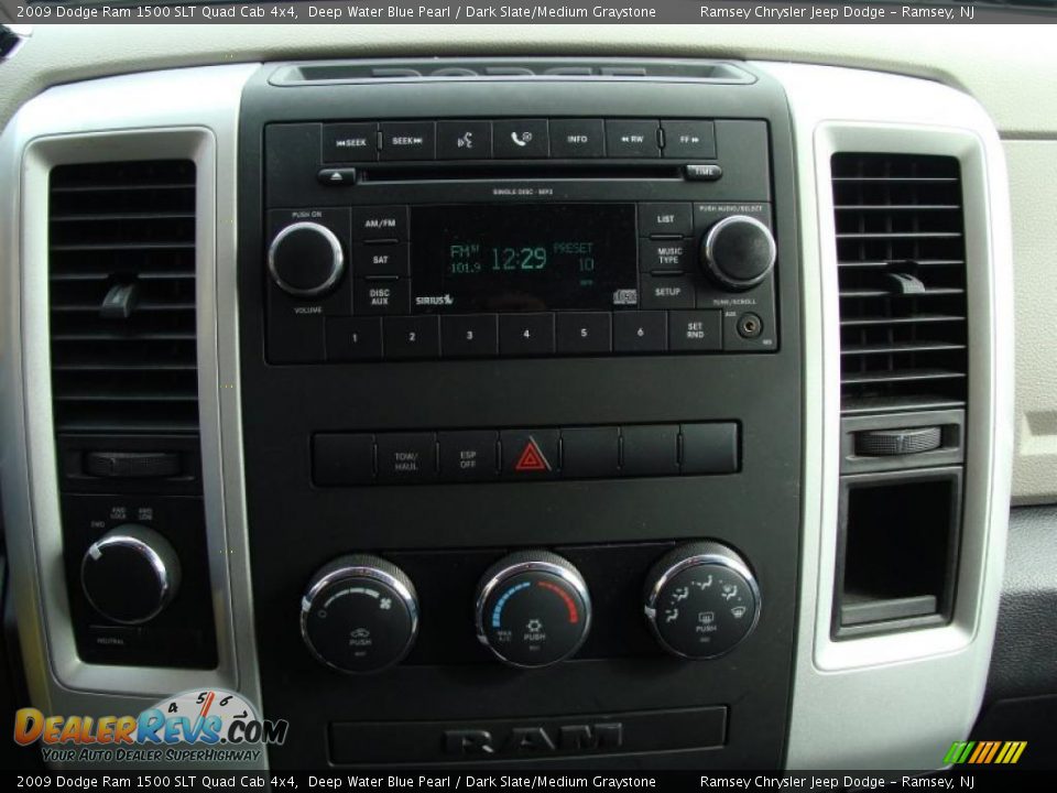 2009 Dodge Ram 1500 SLT Quad Cab 4x4 Deep Water Blue Pearl / Dark Slate/Medium Graystone Photo #13