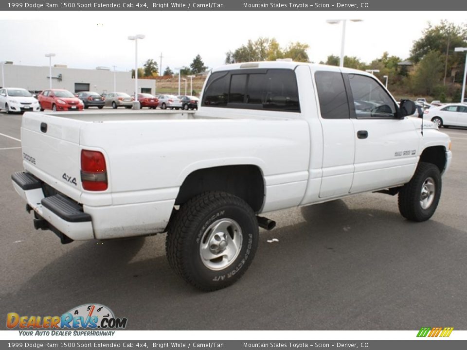 1999 Dodge Ram 1500 Sport Extended Cab 4x4 Bright White / Camel/Tan Photo #2