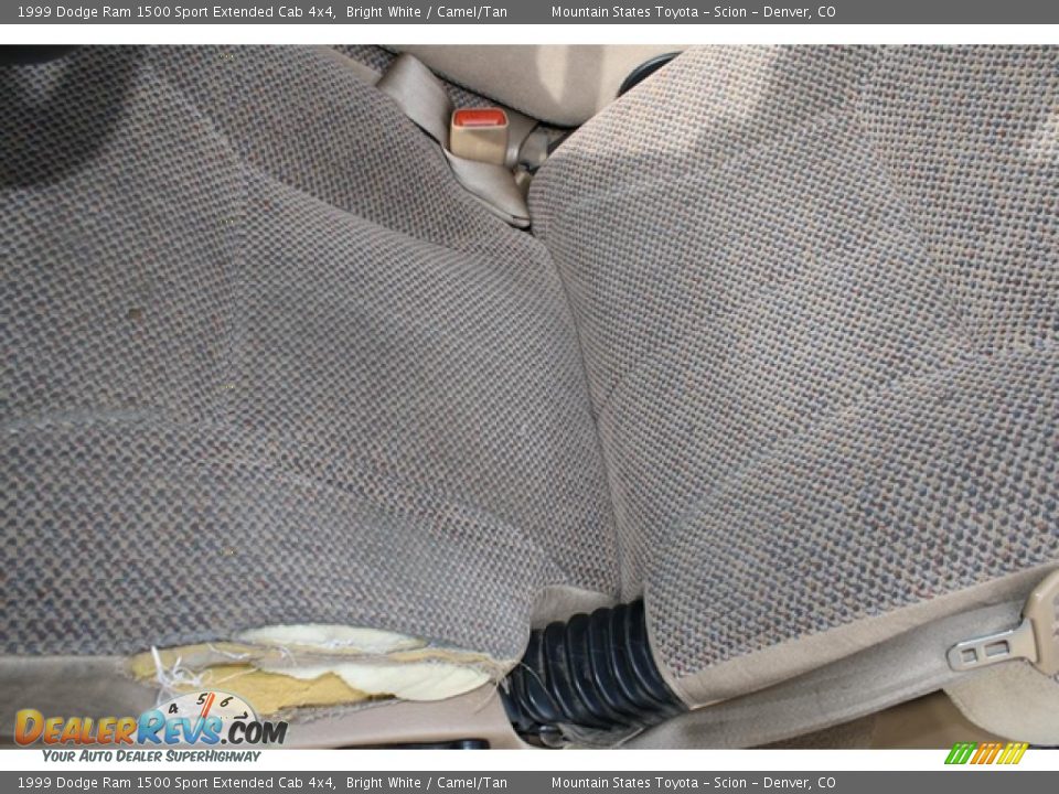 1999 Dodge Ram 1500 Sport Extended Cab 4x4 Bright White / Camel/Tan Photo #11