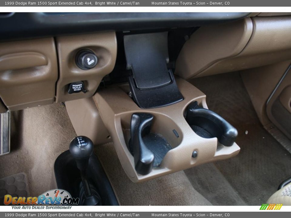 Controls of 1999 Dodge Ram 1500 Sport Extended Cab 4x4 Photo #22