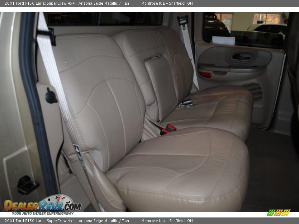 2001 Ford F150 Lariat SuperCrew 4x4 Arizona Beige Metallic / Tan Photo #18