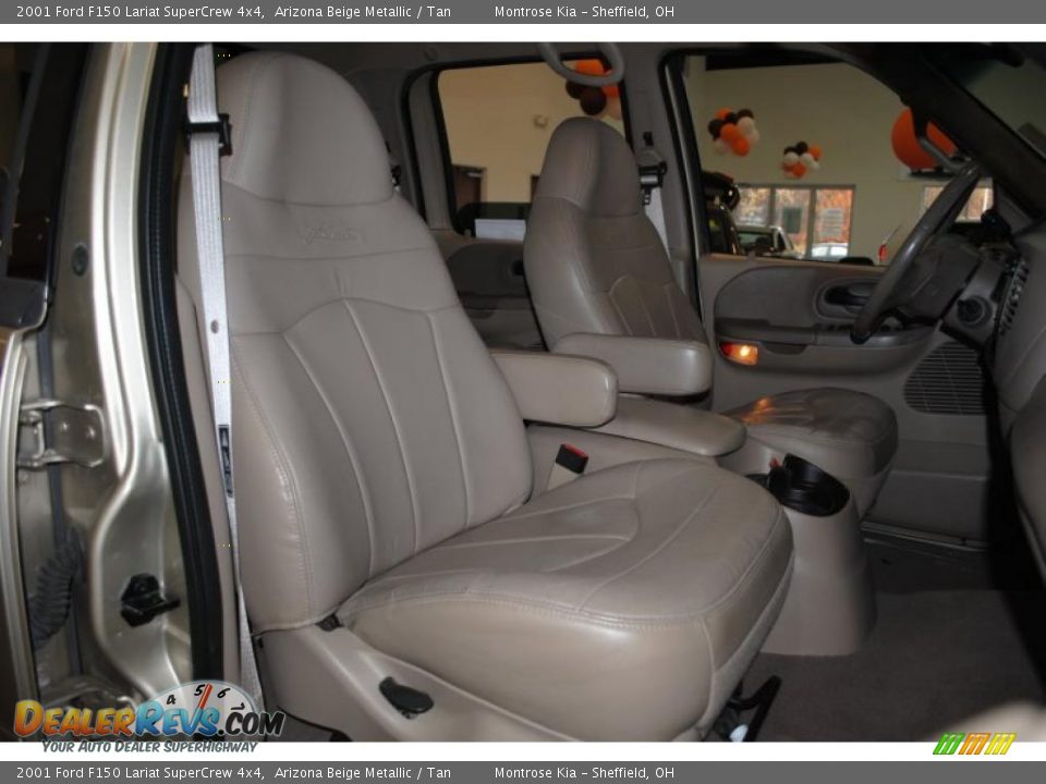 2001 Ford F150 Lariat SuperCrew 4x4 Arizona Beige Metallic / Tan Photo #20