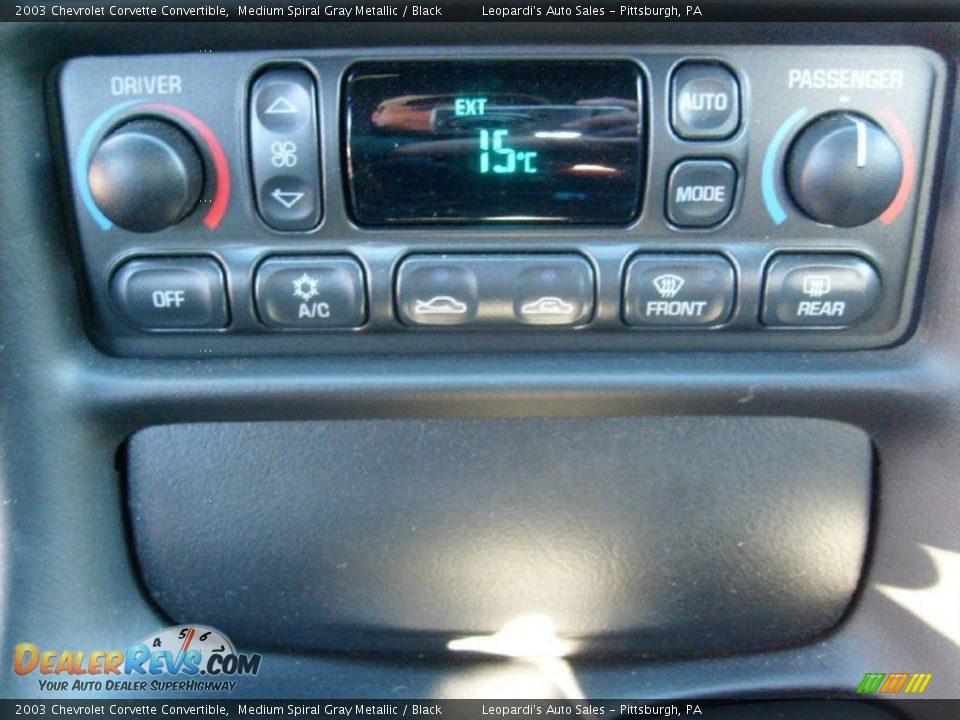 Controls of 2003 Chevrolet Corvette Convertible Photo #23