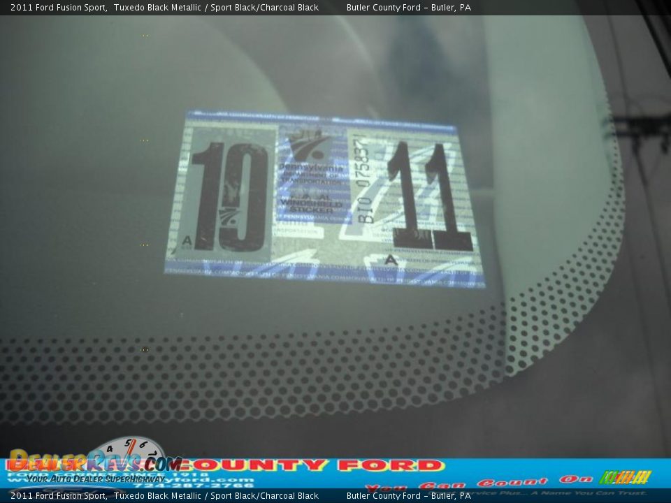 2011 Ford Fusion Sport Tuxedo Black Metallic / Sport Black/Charcoal Black Photo #15