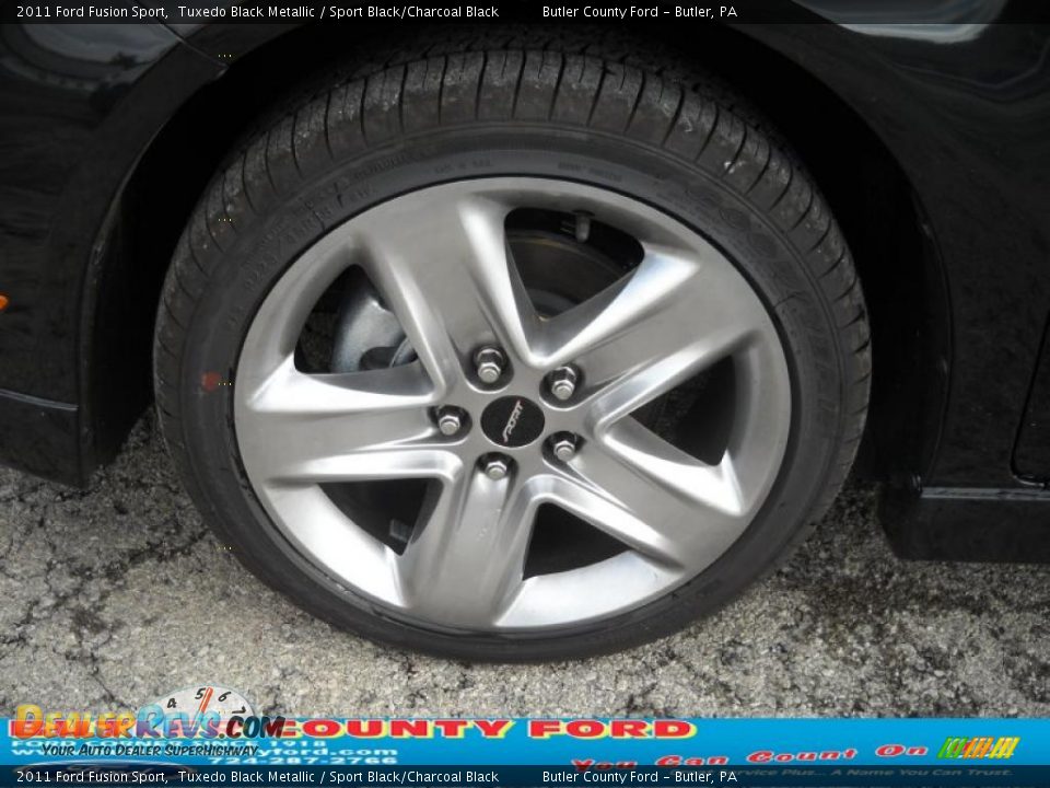 2011 Ford Fusion Sport Tuxedo Black Metallic / Sport Black/Charcoal Black Photo #17