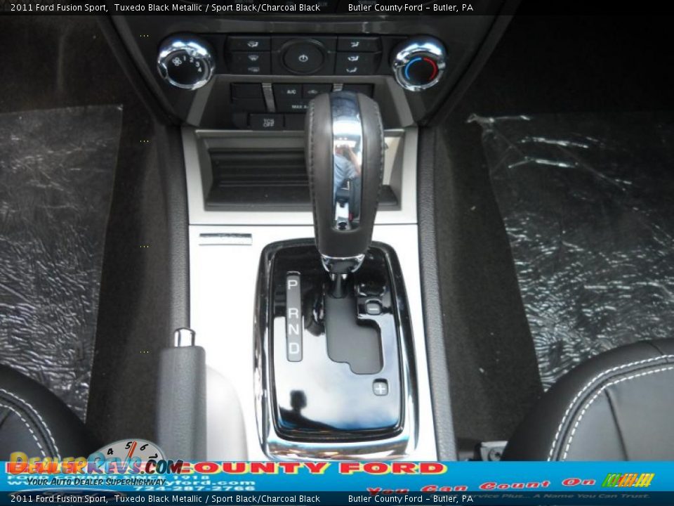 2011 Ford Fusion Sport Tuxedo Black Metallic / Sport Black/Charcoal Black Photo #23