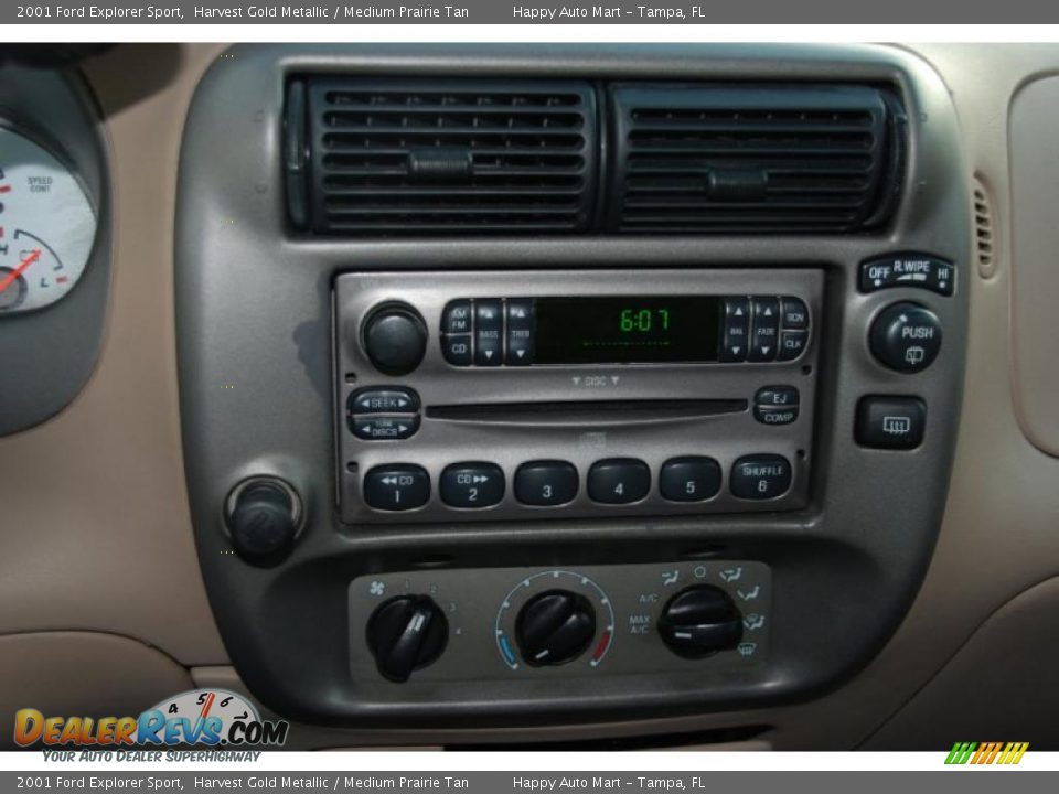 Controls of 2001 Ford Explorer Sport Photo #12