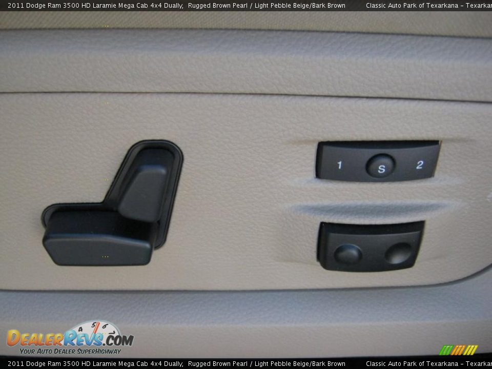 2011 Dodge Ram 3500 HD Laramie Mega Cab 4x4 Dually Rugged Brown Pearl / Light Pebble Beige/Bark Brown Photo #16