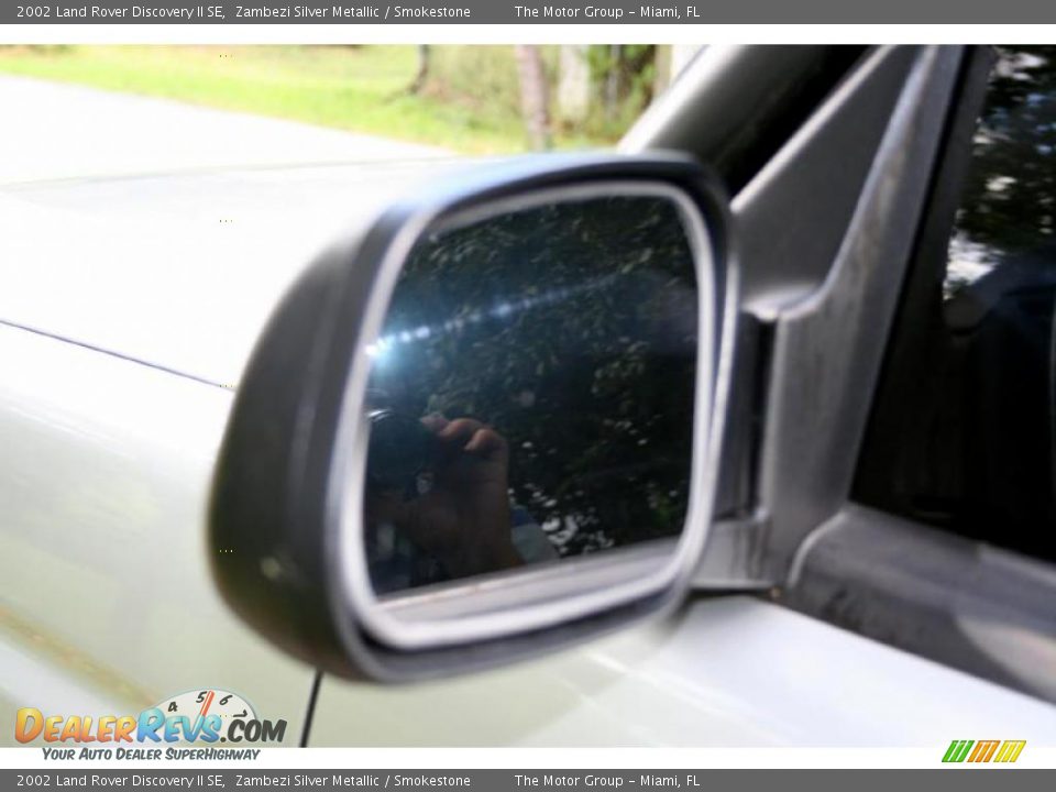 2002 Land Rover Discovery II SE Zambezi Silver Metallic / Smokestone Photo #27