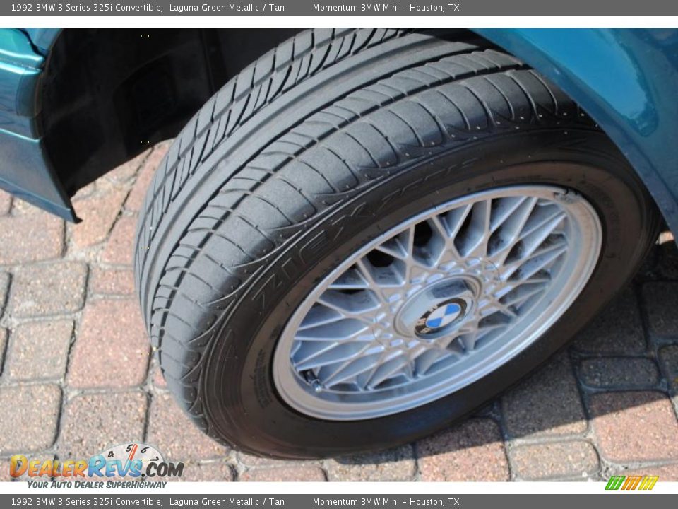 1992 BMW 3 Series 325i Convertible Wheel Photo #18