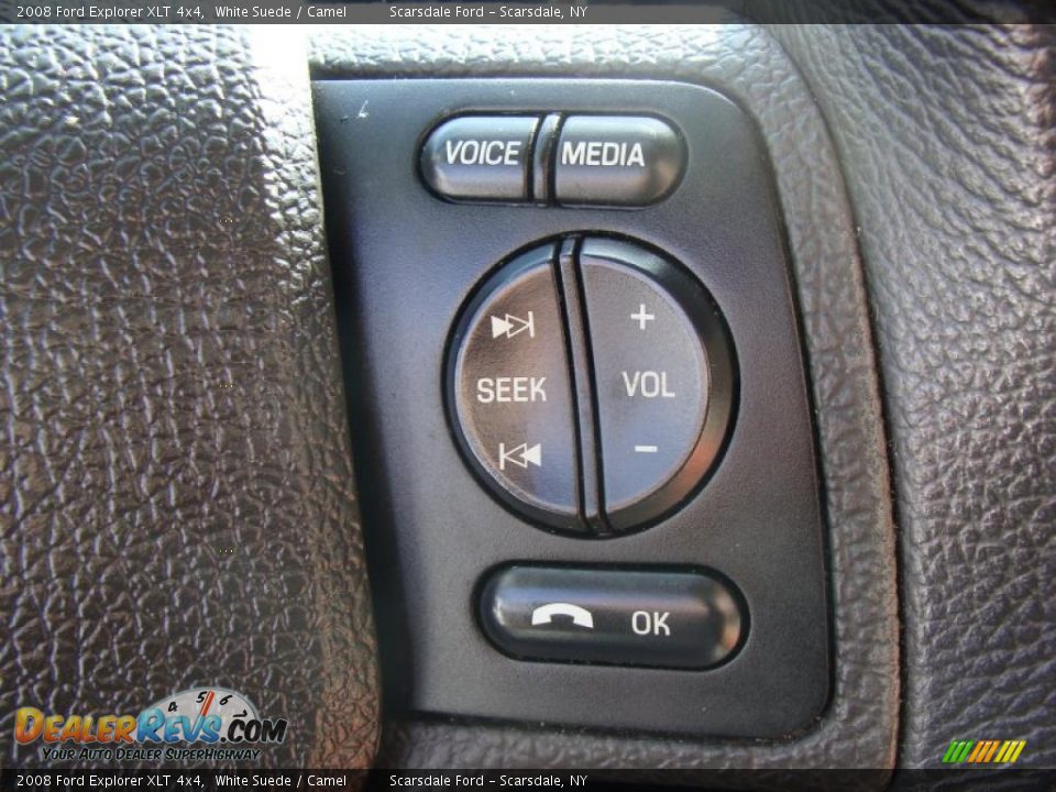 2008 Ford Explorer XLT 4x4 White Suede / Camel Photo #26