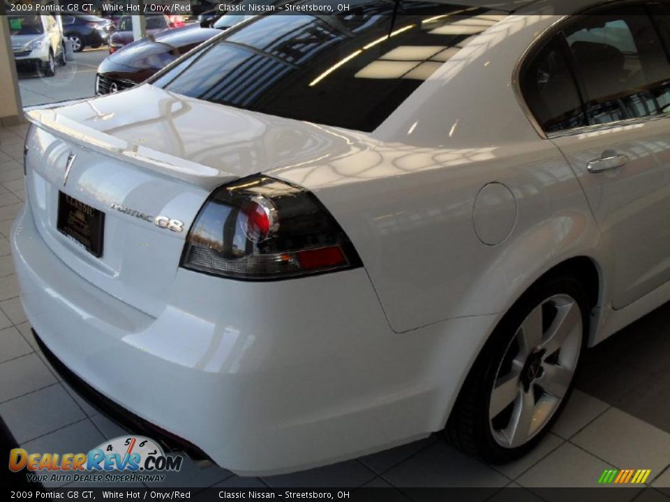 2009 Pontiac G8 GT White Hot / Onyx/Red Photo #9