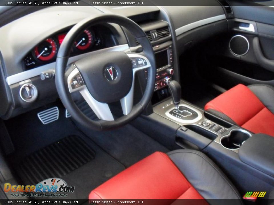 Onyx/Red Interior - 2009 Pontiac G8 GT Photo #17