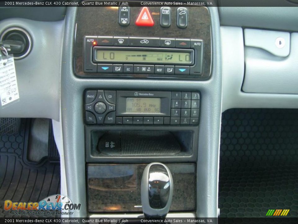 Controls of 2001 Mercedes-Benz CLK 430 Cabriolet Photo #14