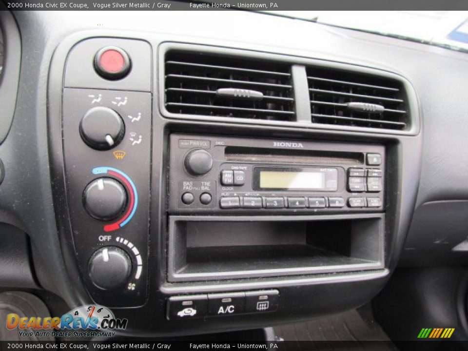 Controls of 2000 Honda Civic EX Coupe Photo #16