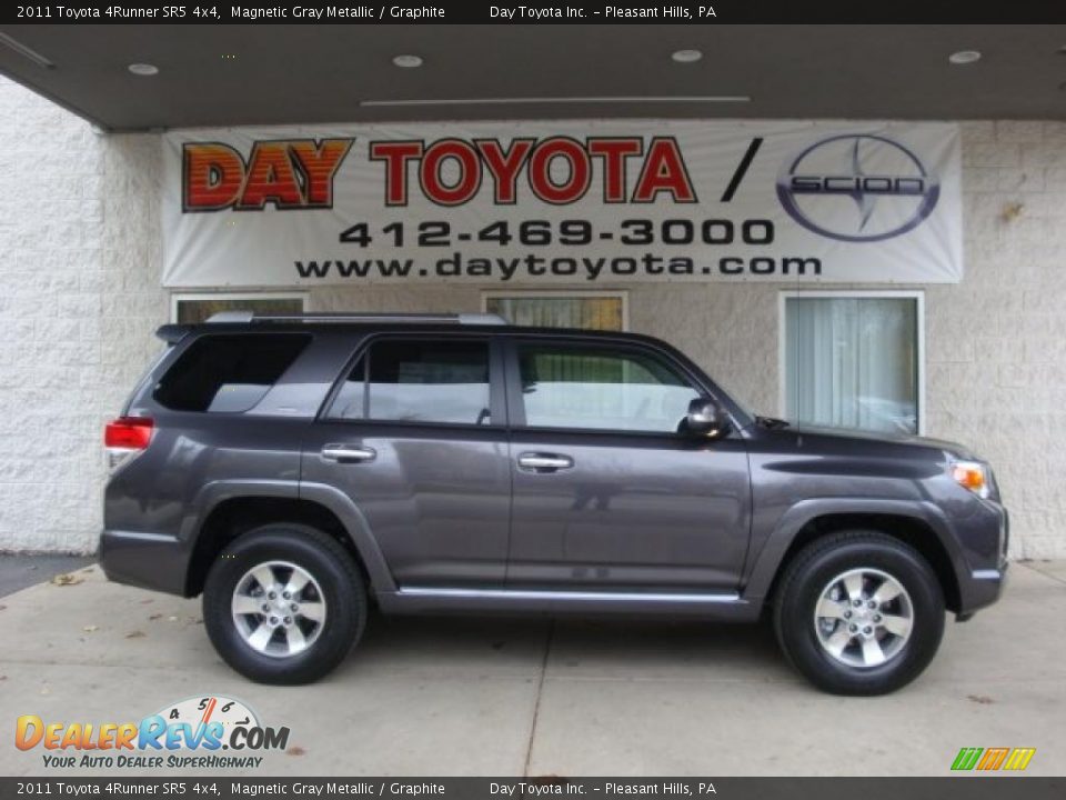 2011 Toyota 4Runner SR5 4x4 Magnetic Gray Metallic / Graphite Photo #1