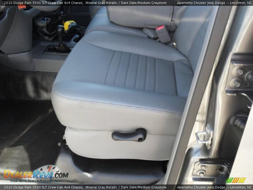 2010 Dodge Ram 3500 SLT Crew Cab 4x4 Chassis Mineral Gray Metallic / Dark Slate/Medium Graystone Photo #9