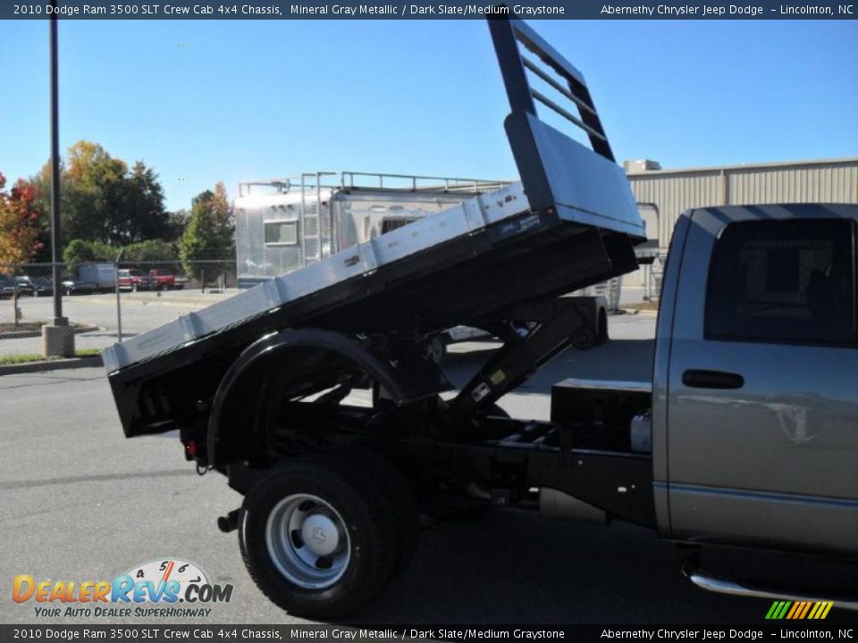 2010 Dodge Ram 3500 SLT Crew Cab 4x4 Chassis Mineral Gray Metallic / Dark Slate/Medium Graystone Photo #22