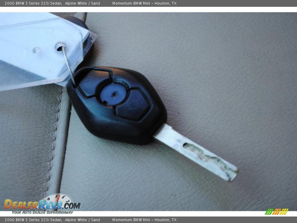 2000 BMW 3 Series 323i Sedan Alpine White / Sand Photo #20
