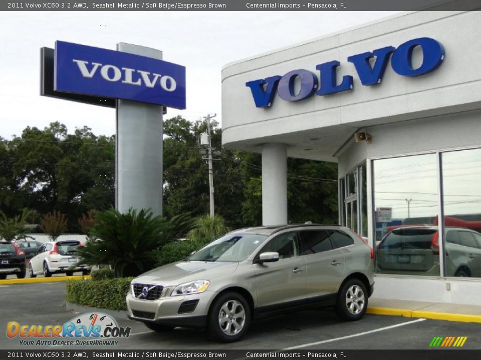 2011 Volvo XC60 3.2 AWD Seashell Metallic / Soft Beige/Esspresso Brown Photo #2