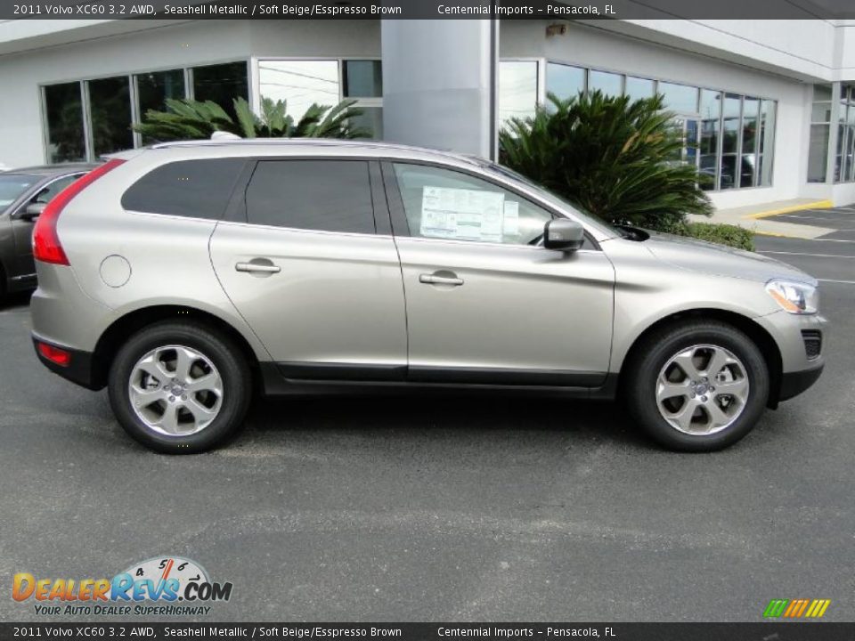 2011 Volvo XC60 3.2 AWD Seashell Metallic / Soft Beige/Esspresso Brown Photo #15